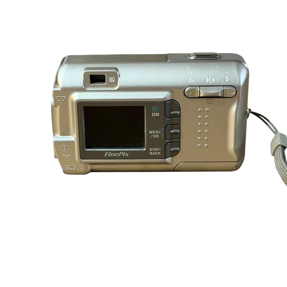 Fujifilm FinePix A330 Silver 3.2MP Digital Camera 3x Optical Zoom Y2K Vintage - Picture 2 of 8